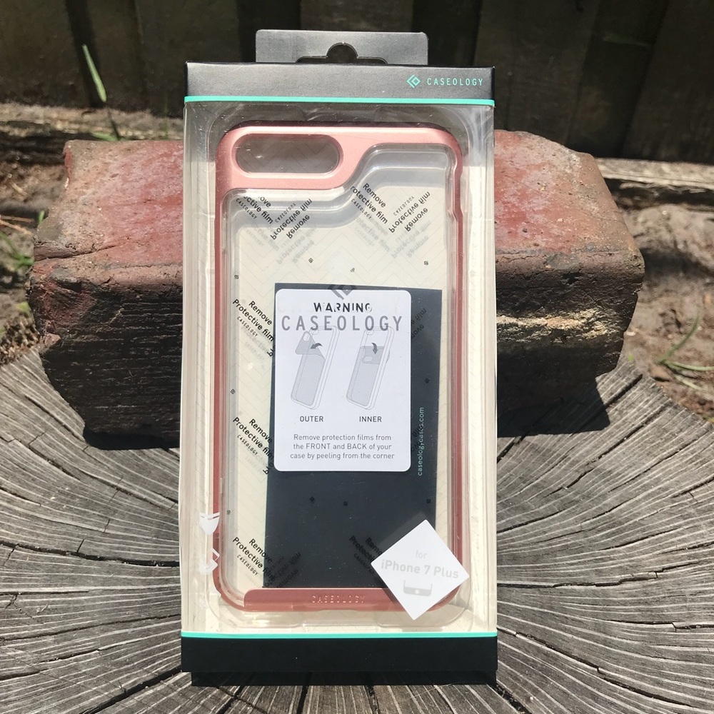 Caseology | IPhone 7+/8+ Phone Case. Rose Gold